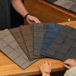 Paleta de colores TAMKO Heritage en showroom